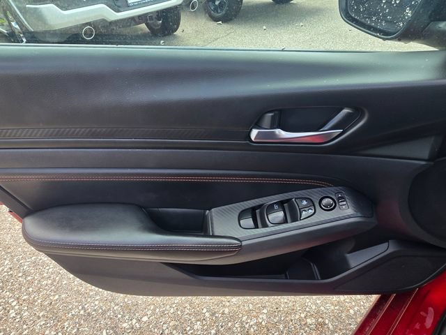 Used 2020 Nissan Altima 2.0 SR FWD image 14