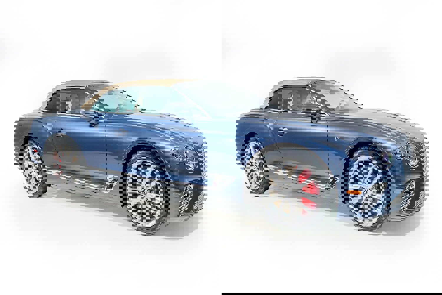 Used 2021 Bentley Continental GT image 11