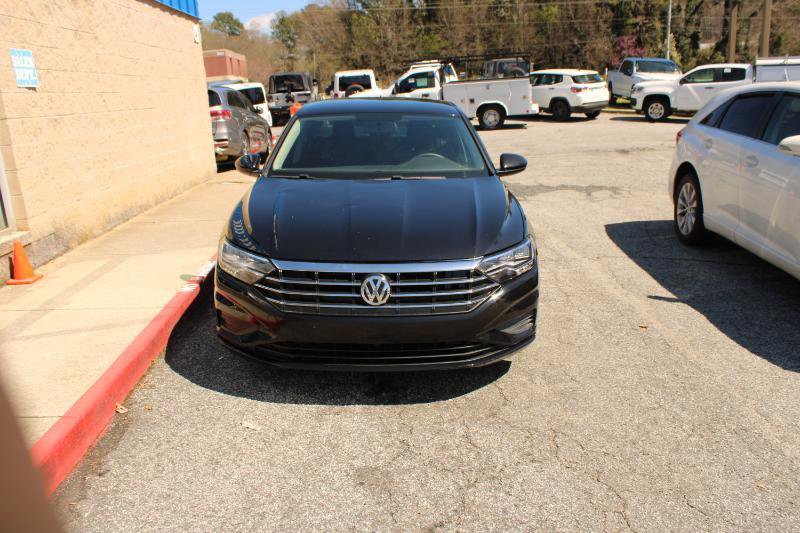 Used 2021 Volkswagen Jetta R-Line image 2