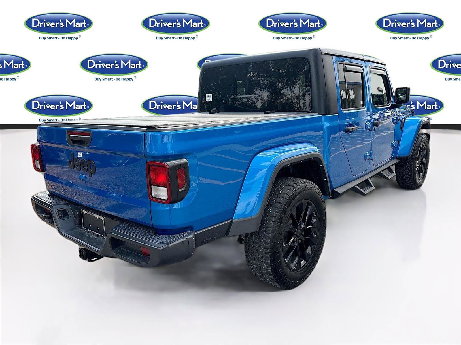 Used 2022 Jeep Gladiator Sport AWD/4WD image 7