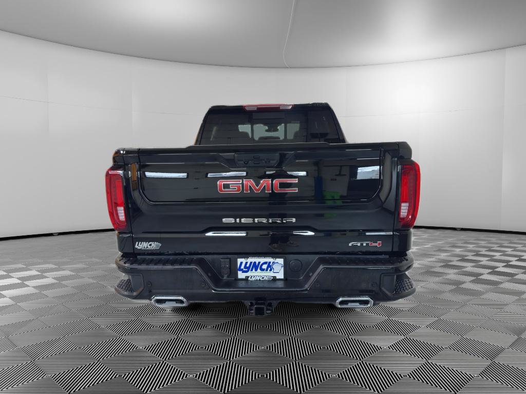 Used 2025 GMC Sierra 1500 AT4 w/ AT4 Premium Package AWD/4WD image 4