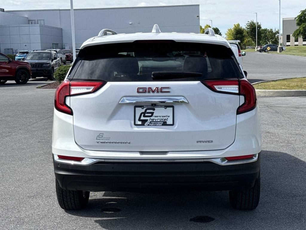 Used 2023 GMC Terrain SLT w/ Infotainment Package II AWD/4WD image 26