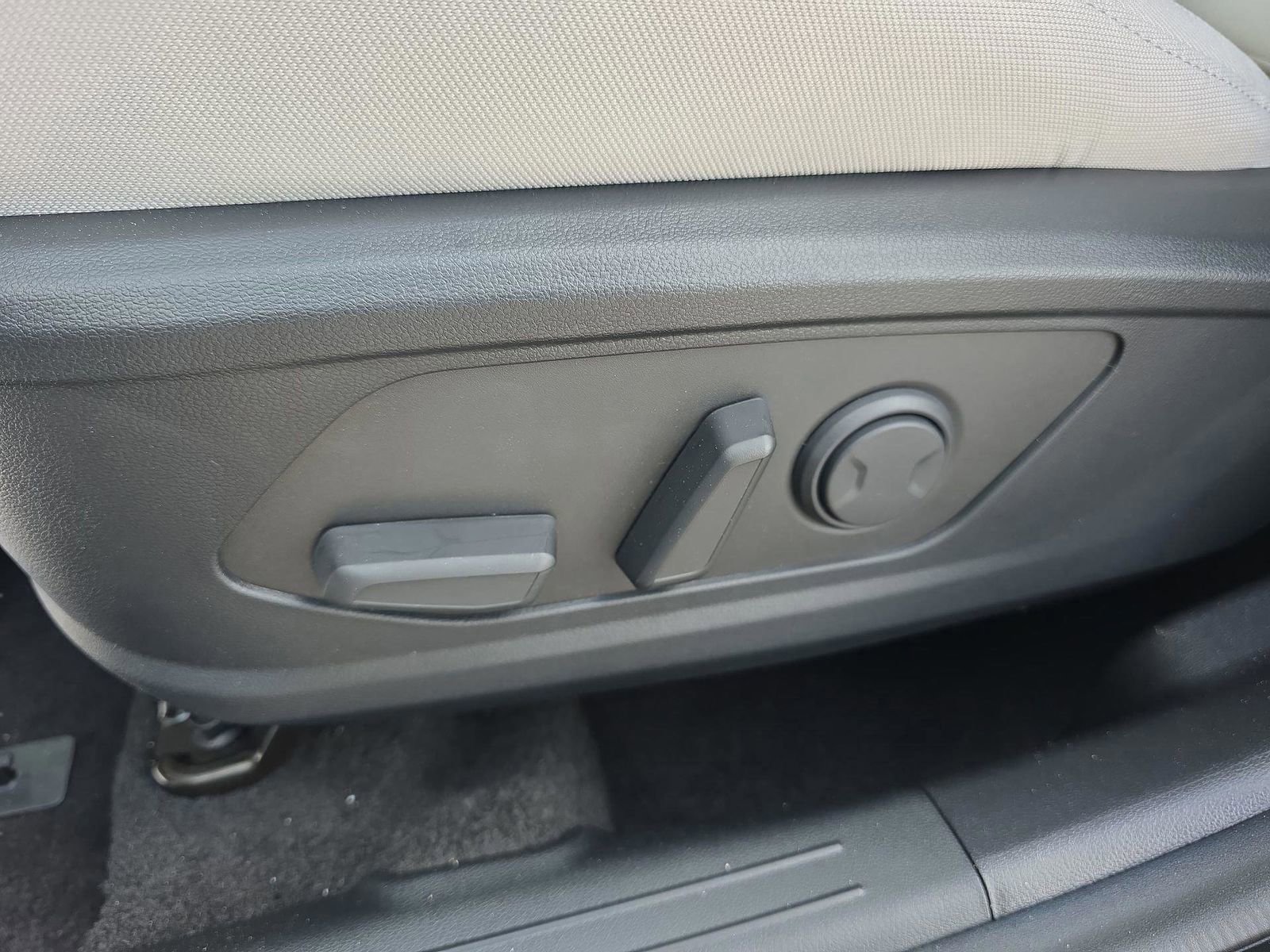 New 2026 Hyundai Tucson SEL image 18