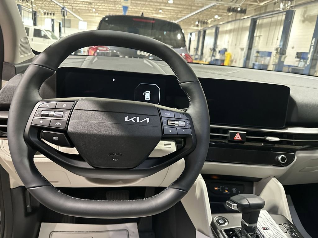 New 2026 Kia Sportage SX image 11