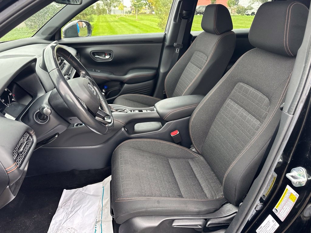 Used 2023 Honda HR-V Sport image 15