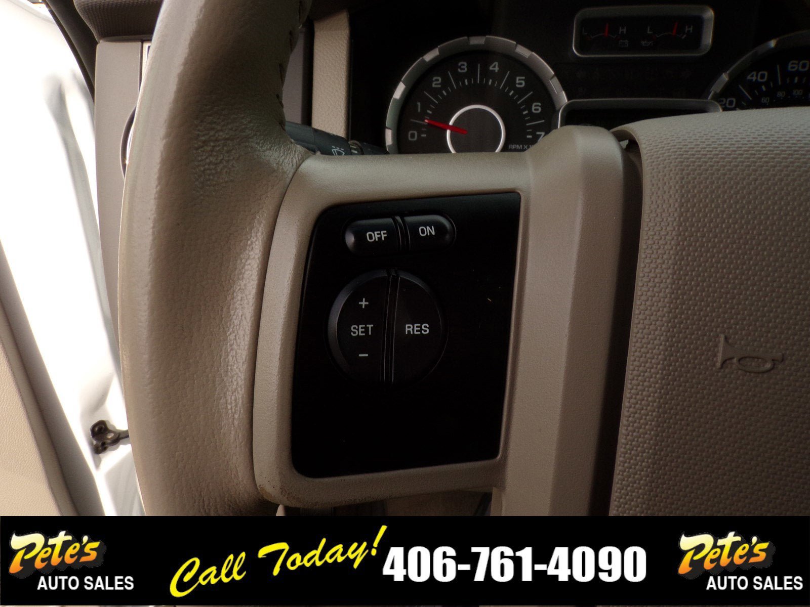 Used 2014 Ford Expedition XL AWD/4WD image 26