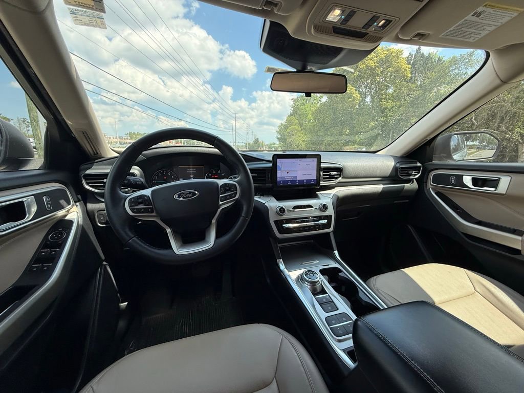 Used 2020 Ford Explorer XLT w/ Equipment Group 202A image 19