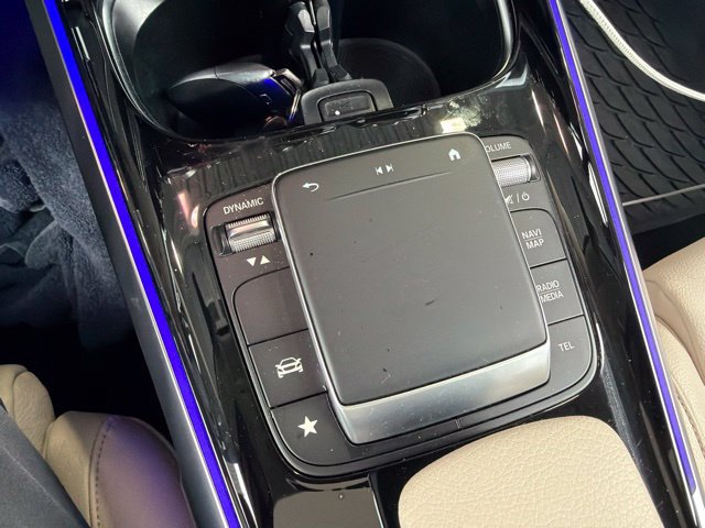 Used 2021 Mercedes-Benz GLB 250 4MATIC image 21