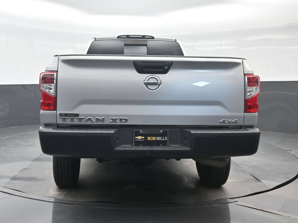 Used 2019 Nissan Titan S AWD/4WD image 5