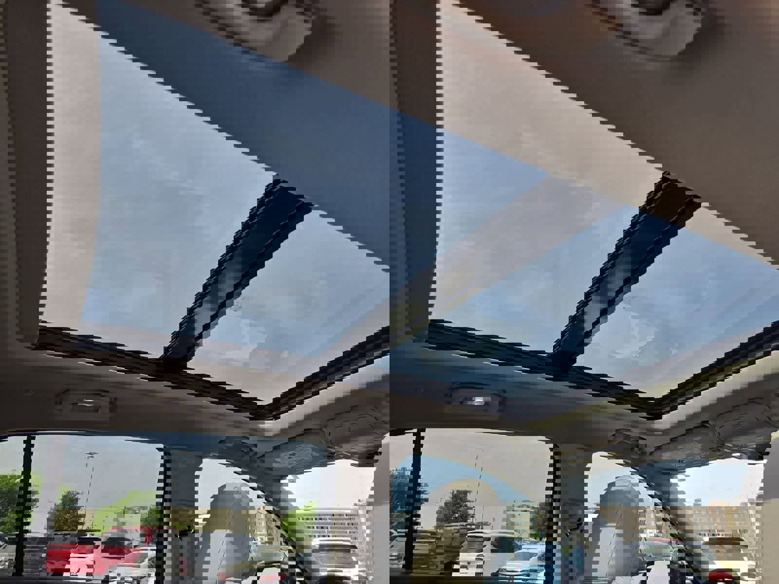 Used 2022 Cadillac XT4 Premium Luxury w/ Enhanced Visibility Package image 19