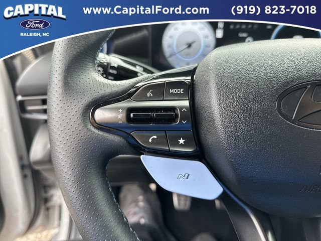 Used 2025 Hyundai Elantra N Base image 21