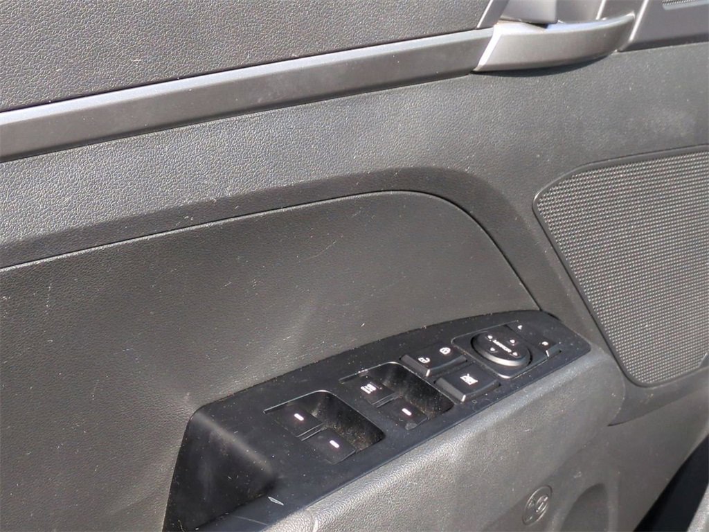 Used 2020 Hyundai Elantra SE w/ Cargo Package (C1) image 11