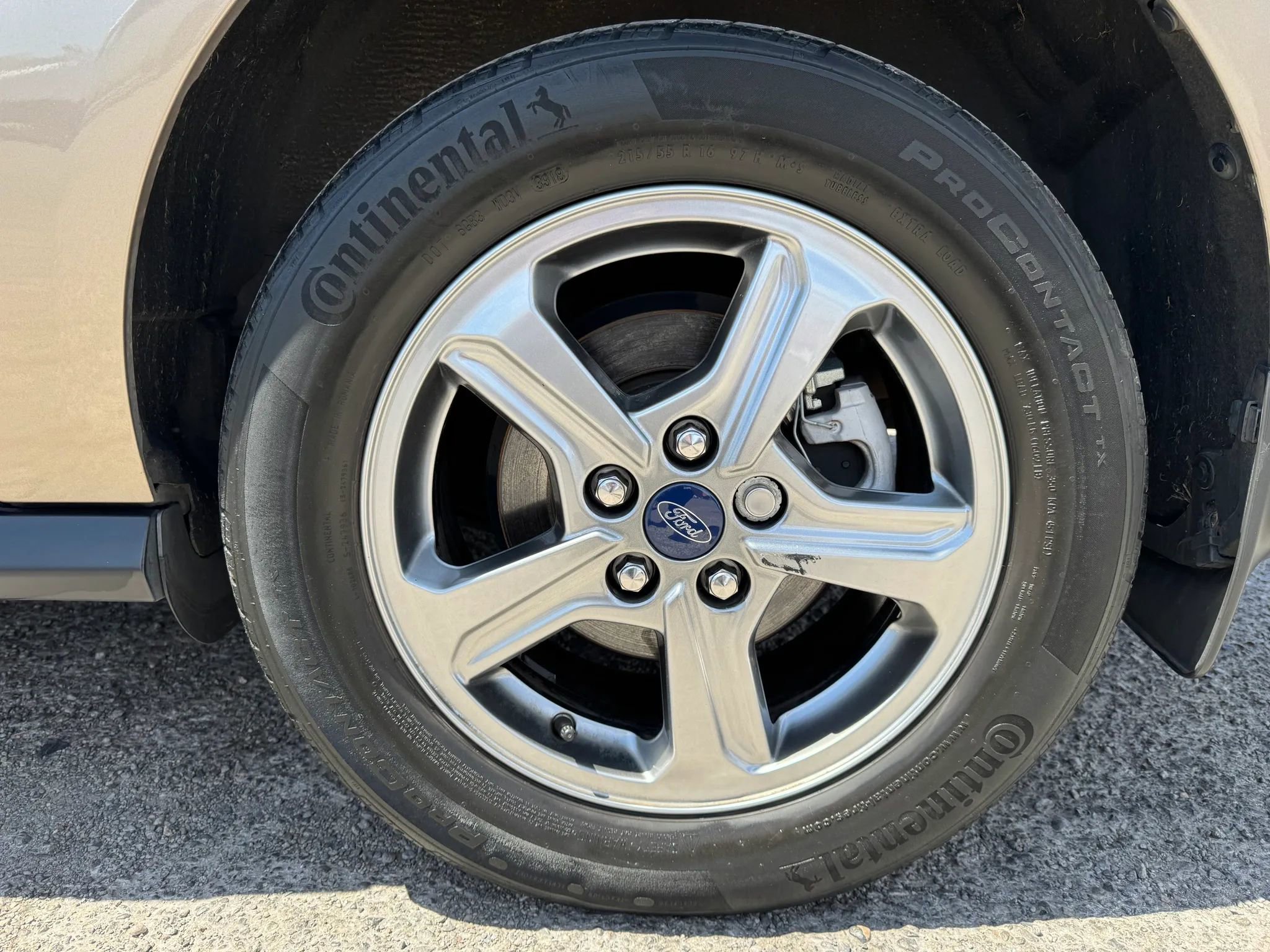 Used 2019 Ford Transit Connect Titanium w/ Titanium Premium Package FWD image 9