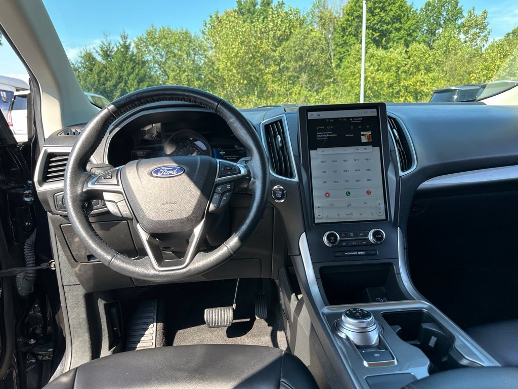 Used 2023 Ford Edge SEL AWD/4WD image 40