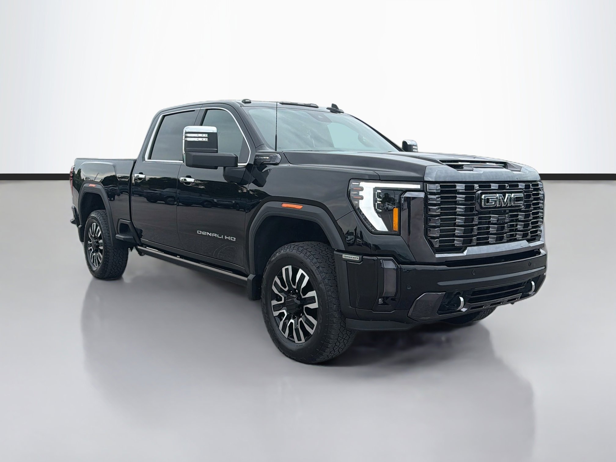 Used 2024 GMC Sierra 3500 Denali Ultimate AWD/4WD image 7