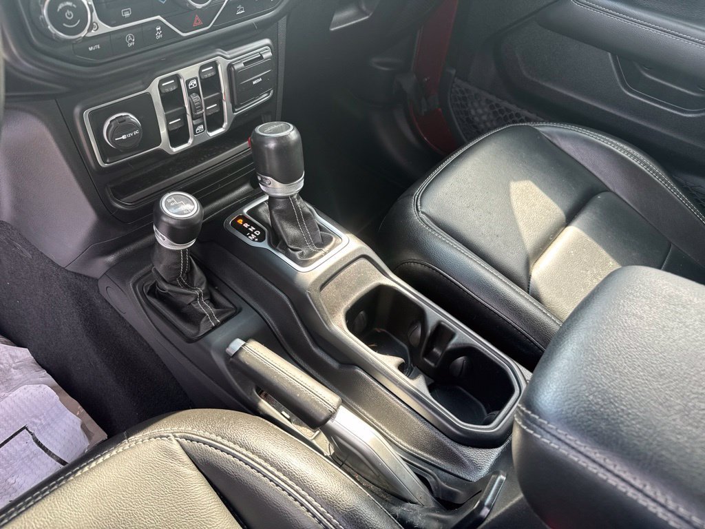 Used 2021 Jeep Gladiator Overland AWD/4WD image 20