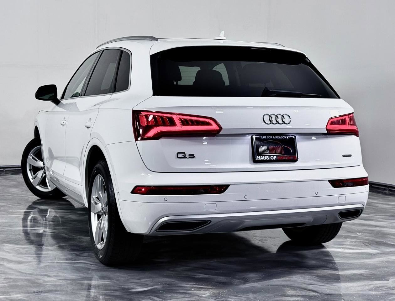 Used 2019 Audi Q5 Prestige w/ Prestige Package AWD/4WD image 9