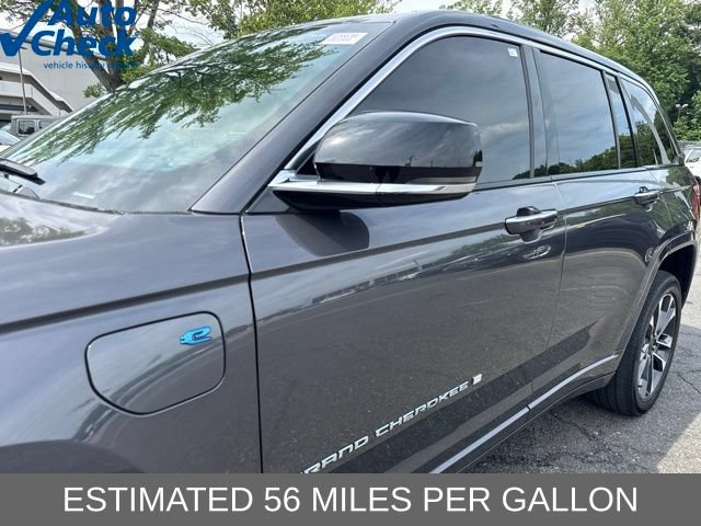 Used 2024 Jeep Grand Cherokee Overland w/ Trailer Tow Package AWD/4WD image 4