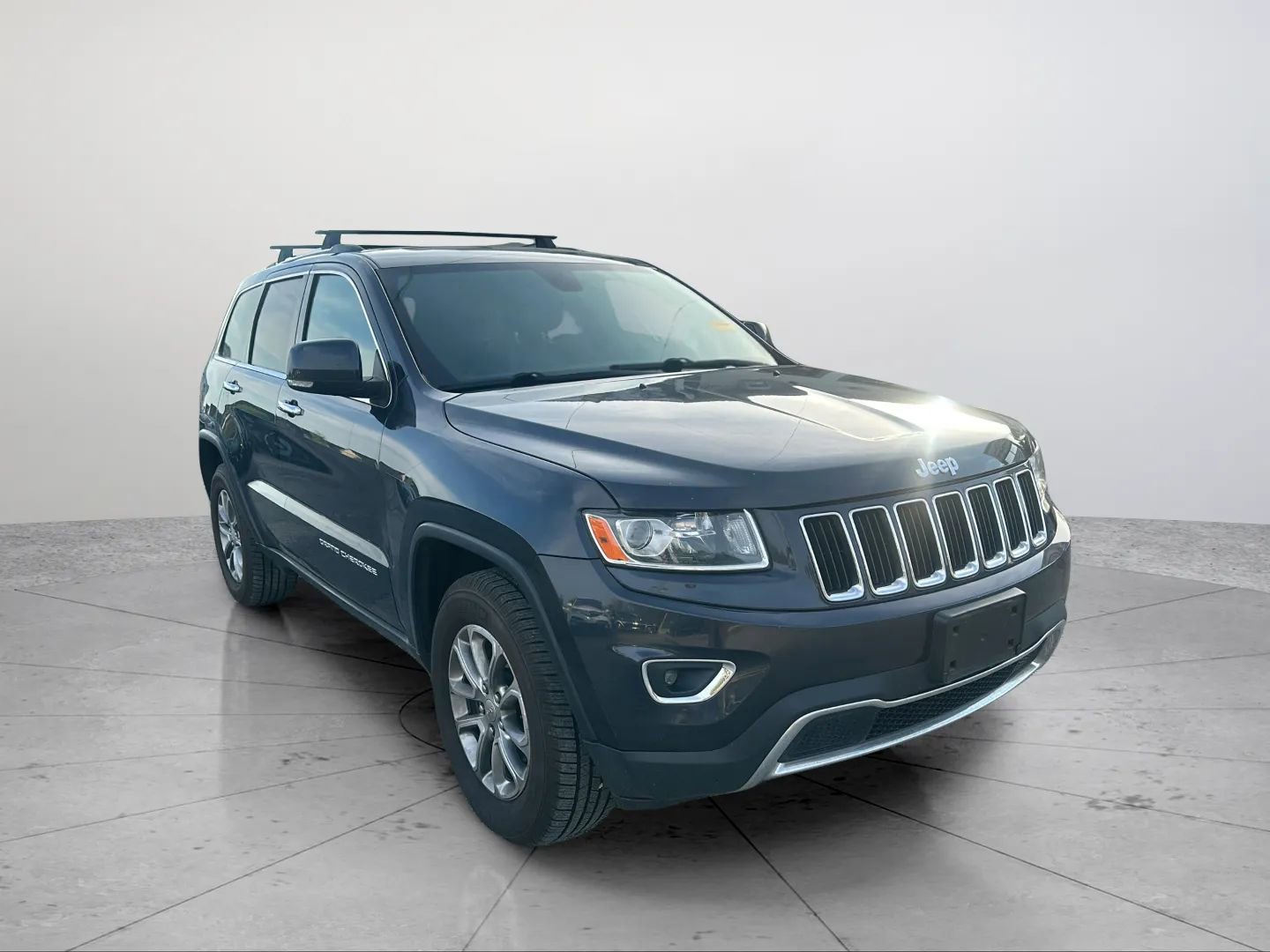 Used 2014 Jeep Grand Cherokee Limited AWD/4WD image 15
