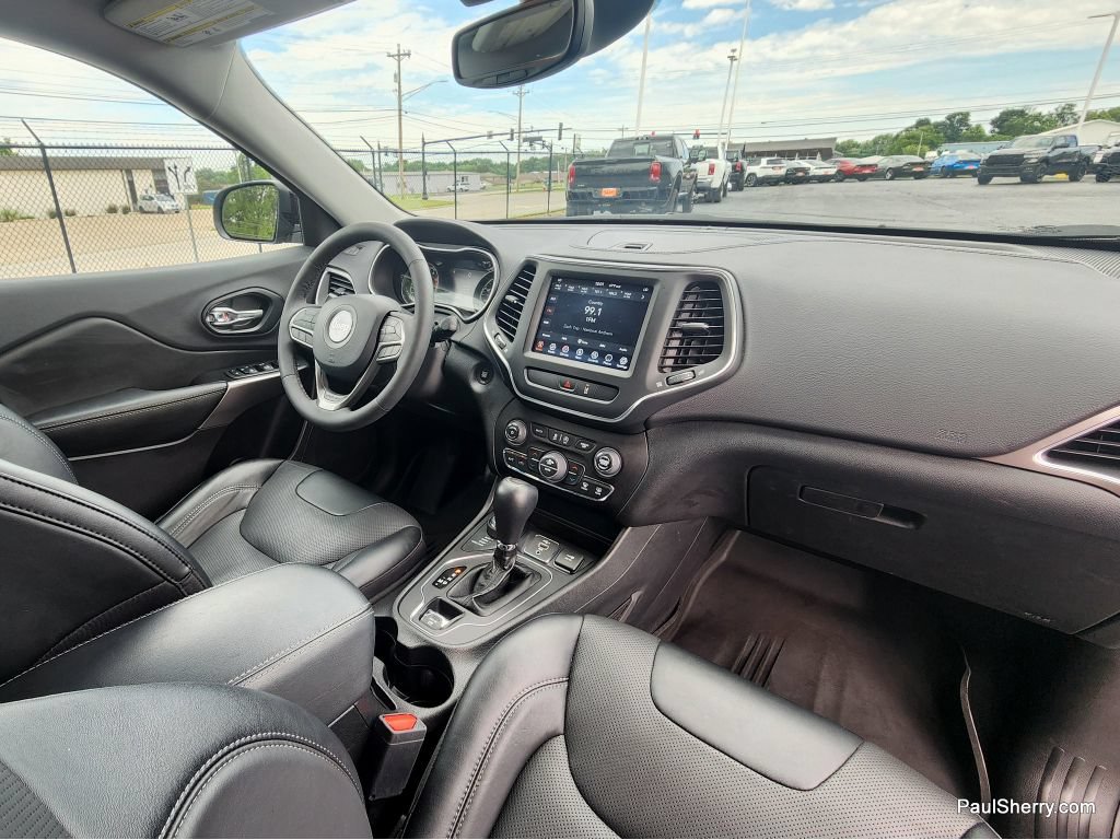 Used 2022 Jeep Cherokee Latitude Lux w/ Mopar Interior Package AWD/4WD image 43
