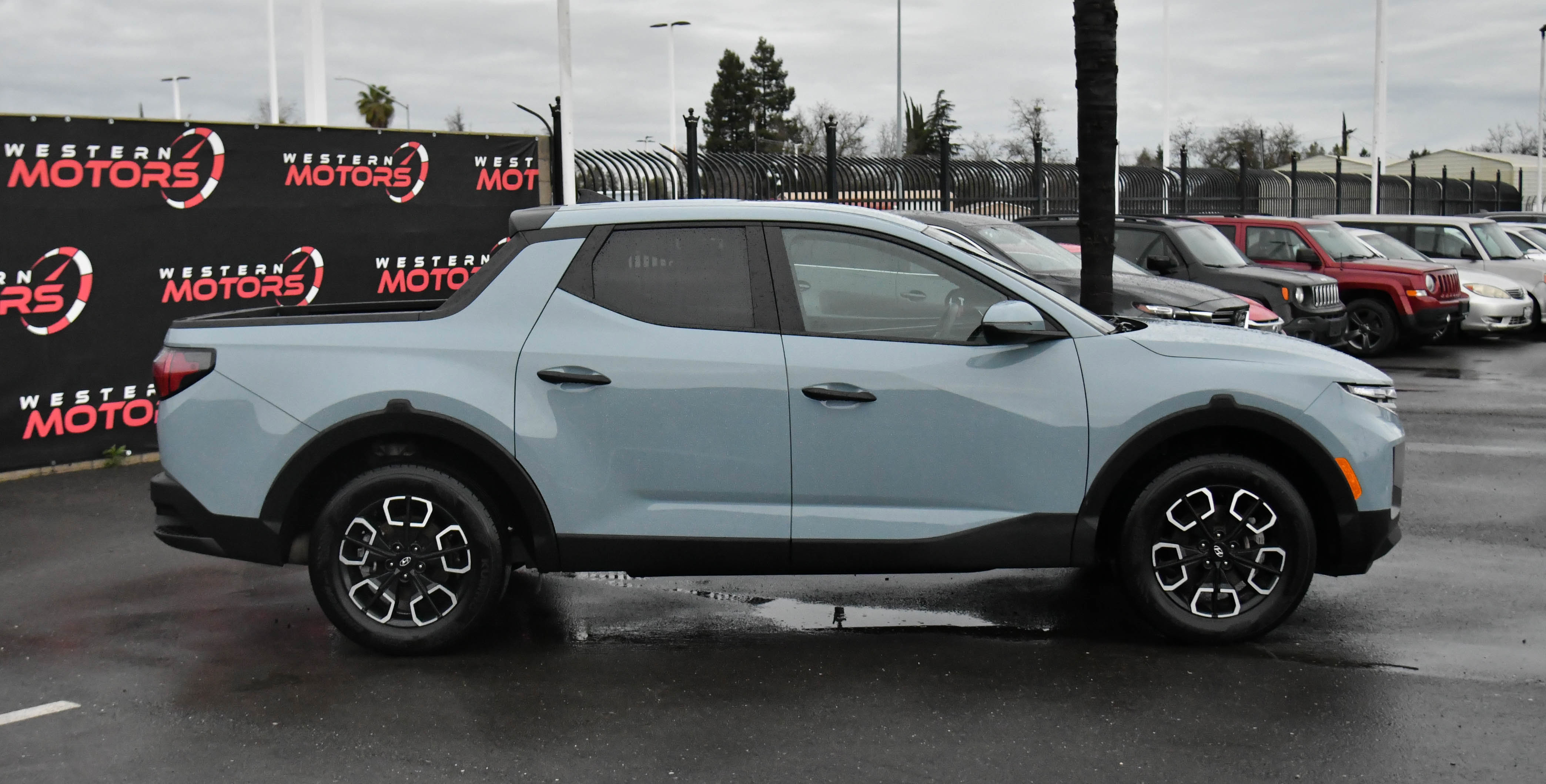 Used 2024 Hyundai Santa Cruz SEL image 9