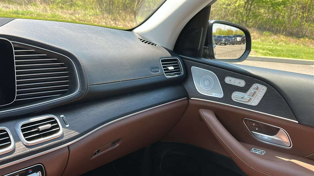 Used 2026 Mercedes-Benz GLS 450 4MATIC image 20