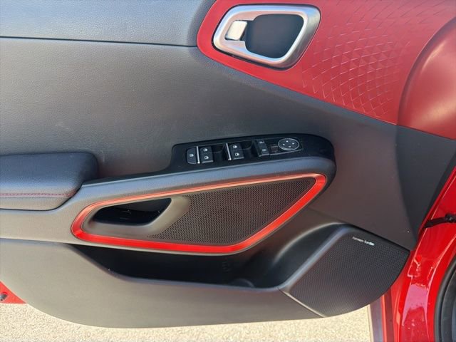 Certified 2025 Kia Soul GT-Line w/ GT-Line Technology Package image 16
