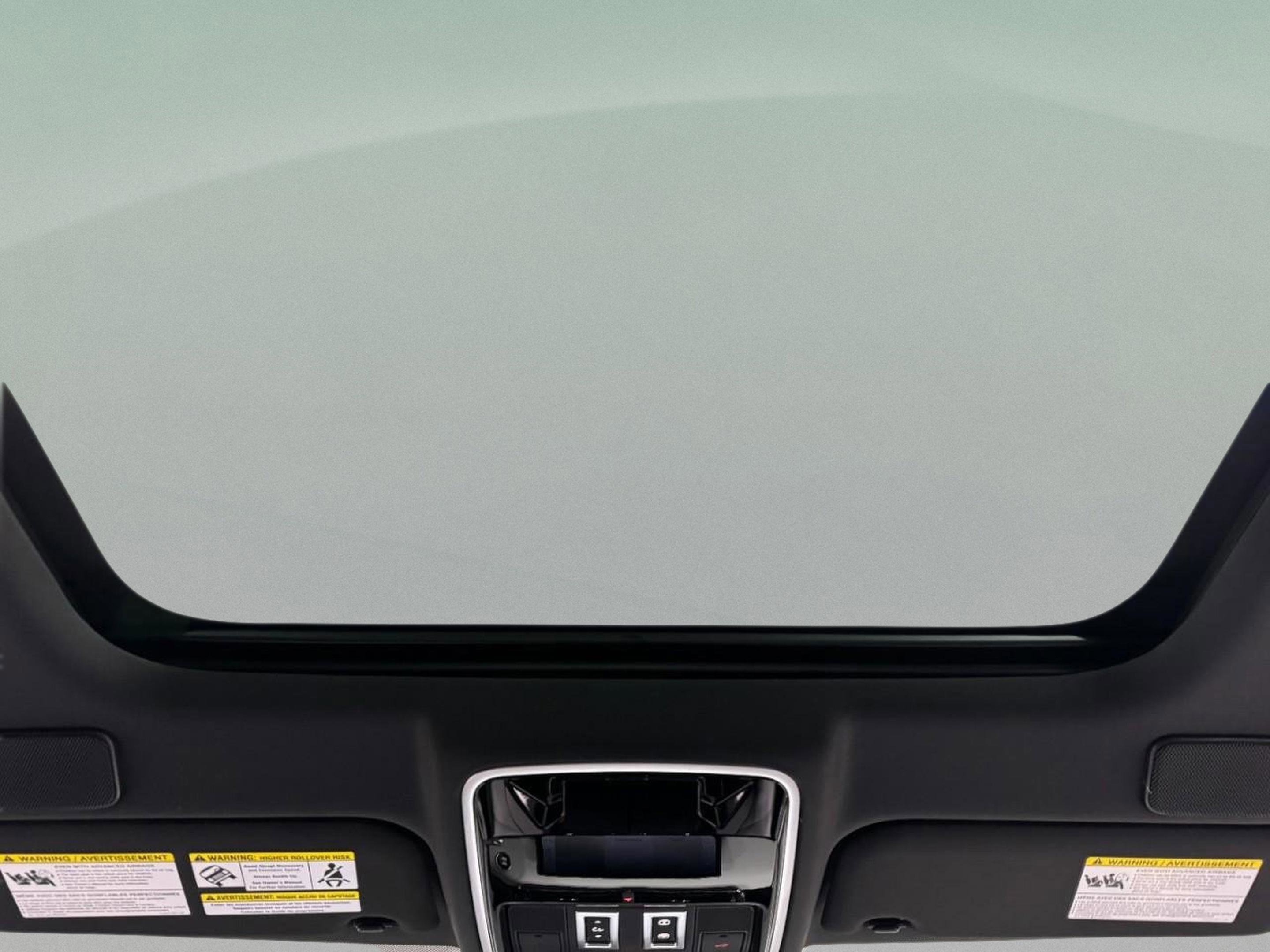 Used 2026 Land Rover Range Rover Velar Dynamic SE image 10