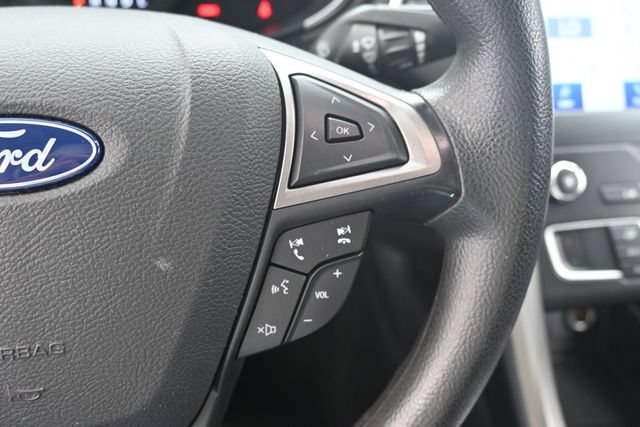 Certified 2020 Ford Fusion SE FWD image 17