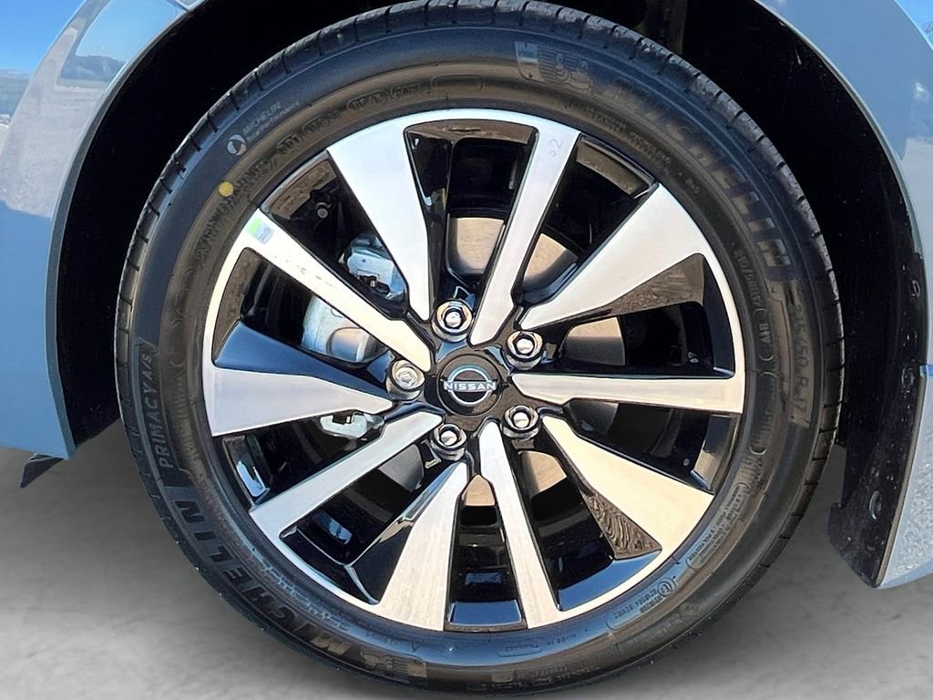 New 2025 Nissan Sentra SV w/ SV Premium Package image 23