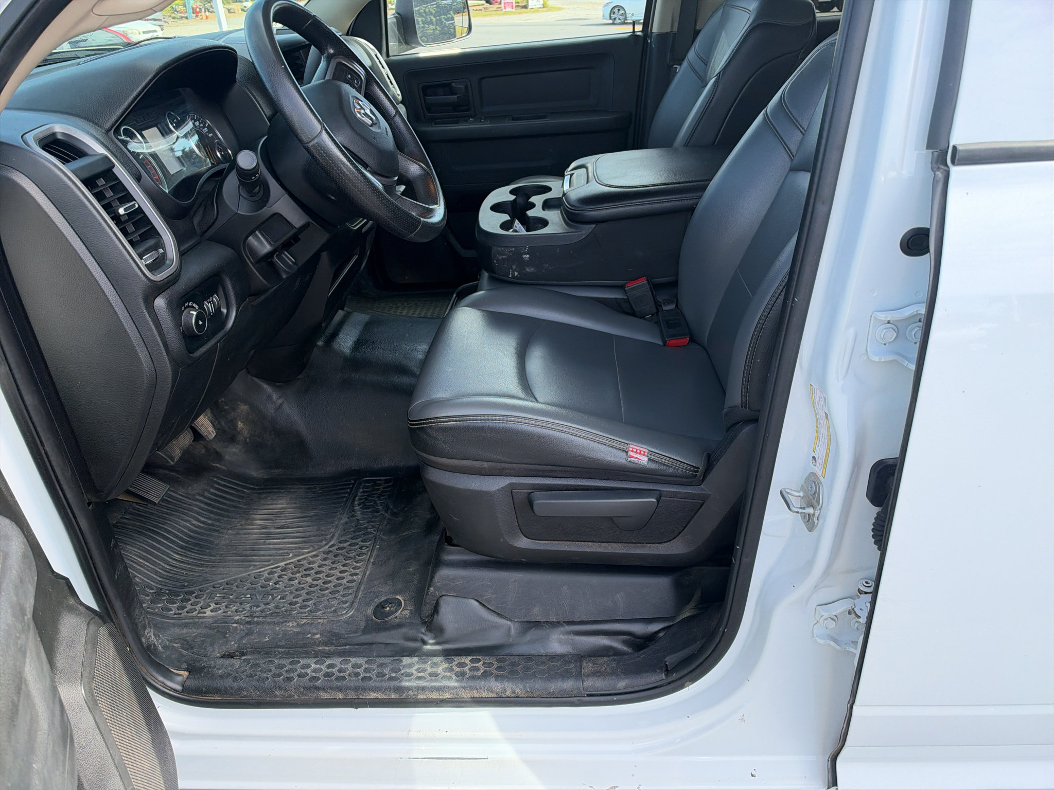 Used 2020 RAM 2500 Tradesman RWD image 15