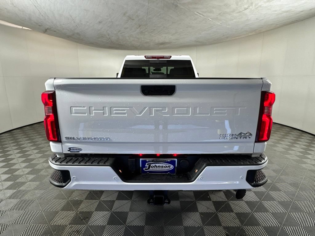 New 2026 Chevrolet Silverado 3500 High Country AWD/4WD image 6