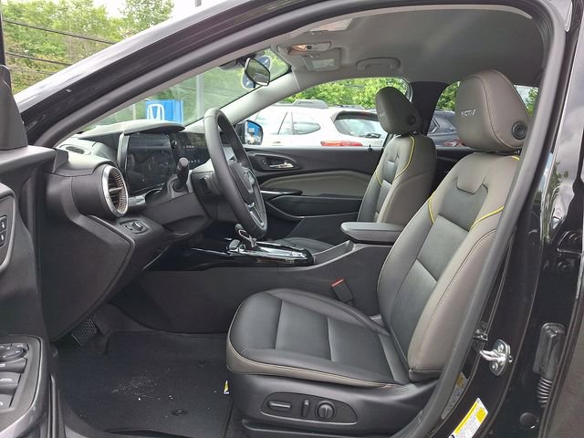 Used 2025 Chevrolet Trax ACTIV w/ Driver Confidence Package FWD image 14