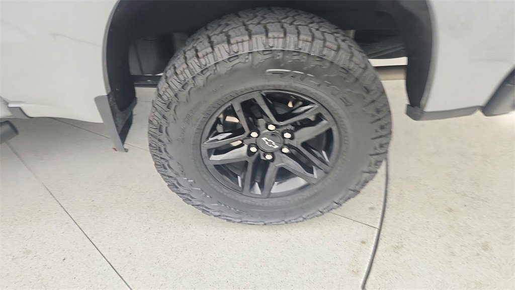 Certified 2024 Chevrolet Silverado 1500 LT Trail Boss w/ Convenience Package II image 29