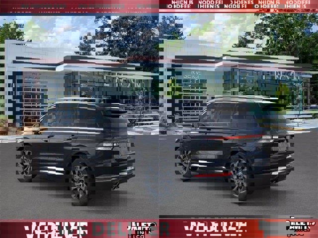 New 2025 Lincoln Aviator AWD image 4