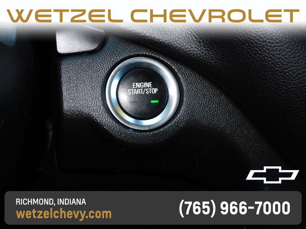 Used 2022 Chevrolet Equinox LT w/ Driver Convenience Package AWD/4WD image 33
