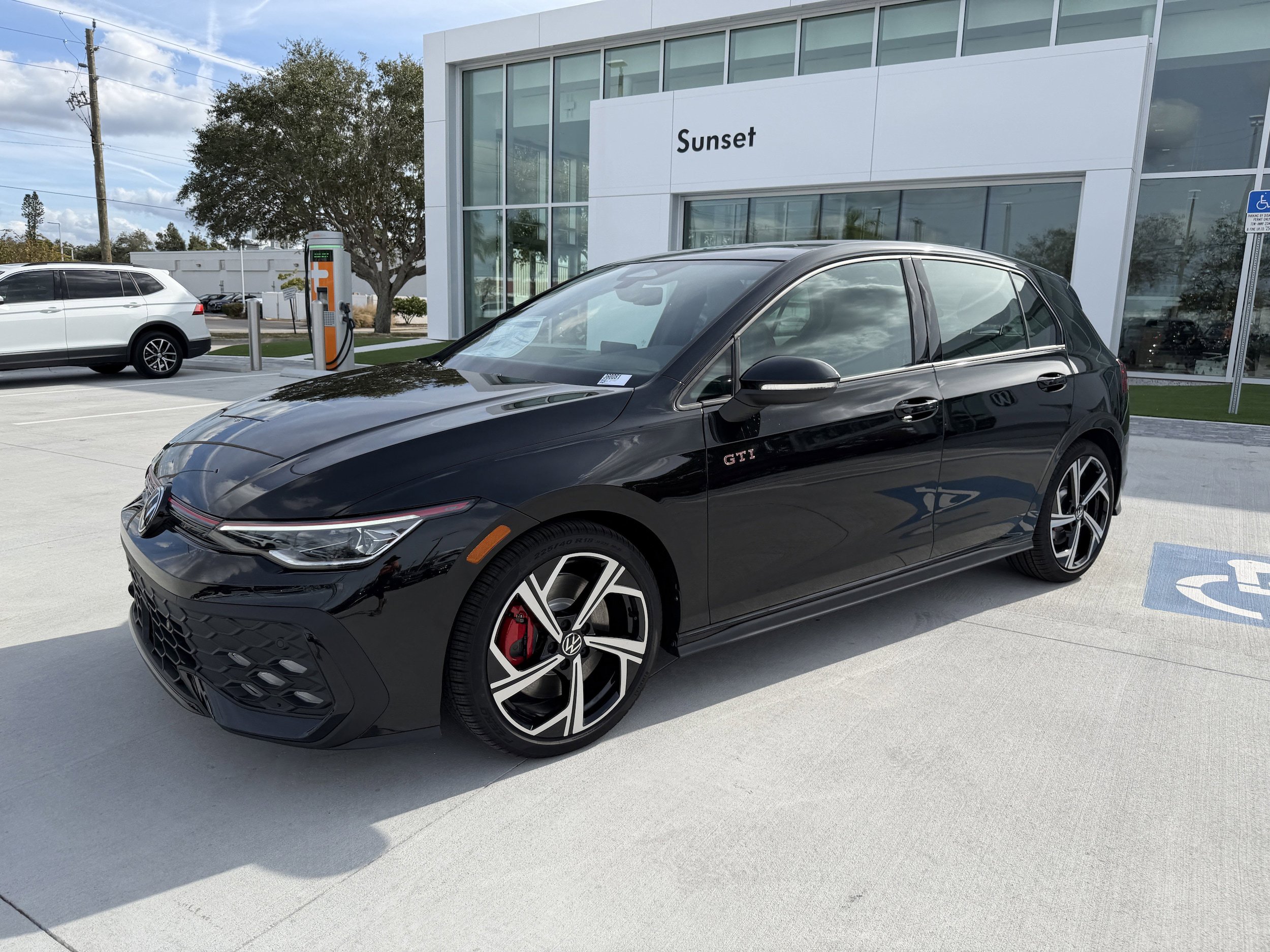 New 2026 Volkswagen GTI SE image 7