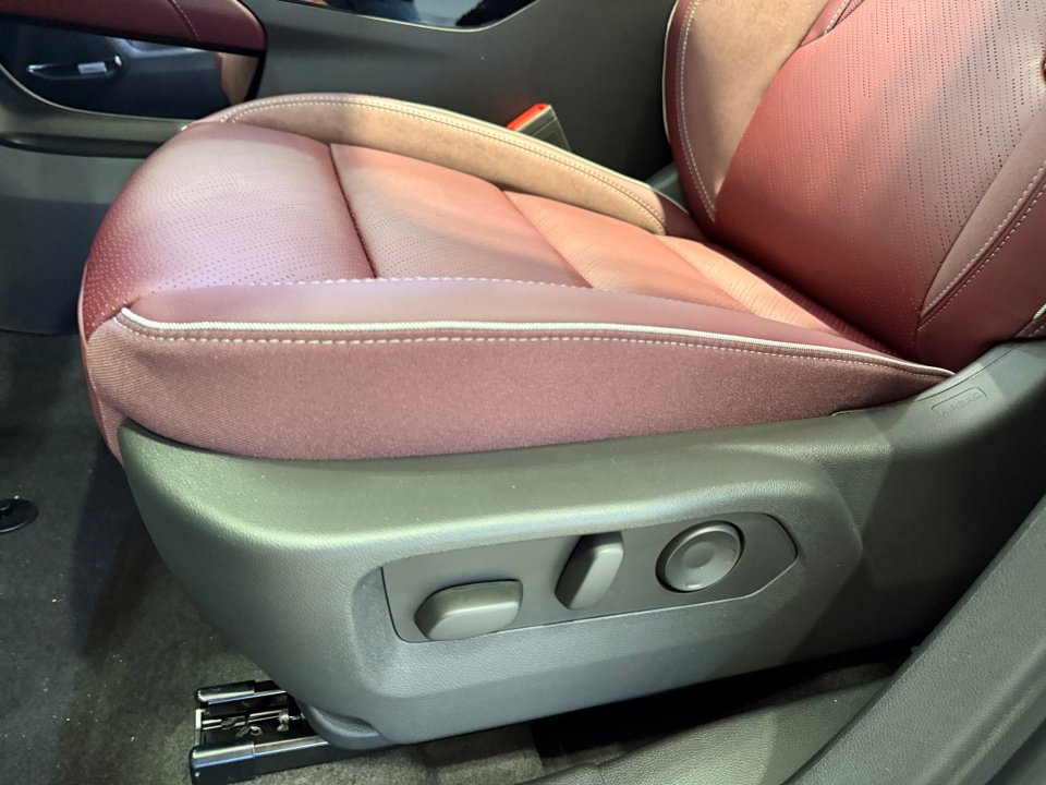 New 2026 Buick Envision Sport Touring AWD/4WD image 15