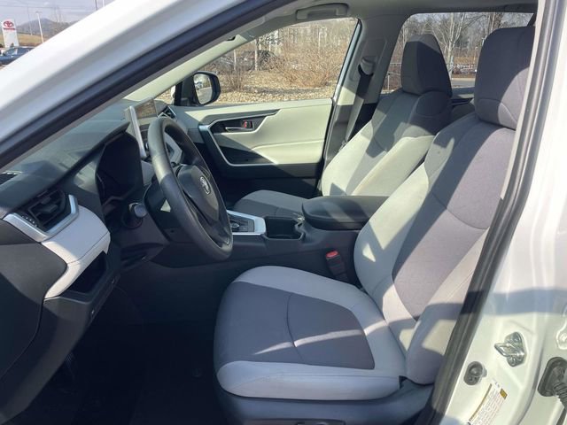 Used 2023 Toyota RAV4 XLE w/ Convenience Package image 20