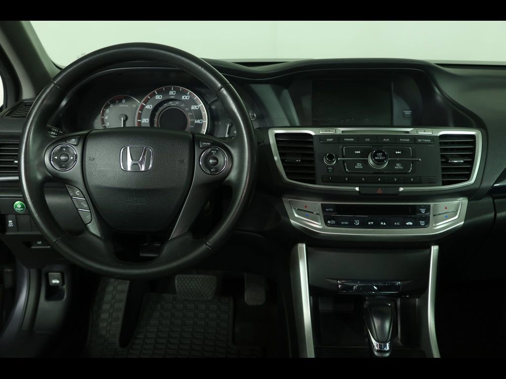 Used 2015 Honda Accord Sport image 12