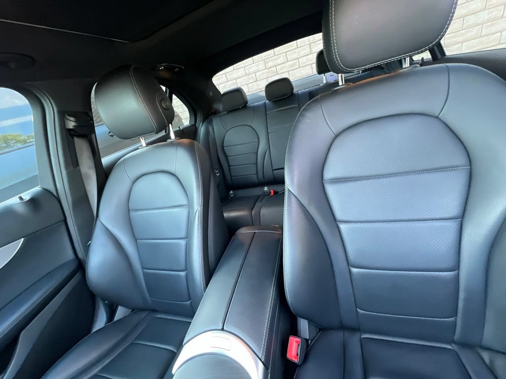 Used 2019 Mercedes-Benz C 300 Sedan image 18