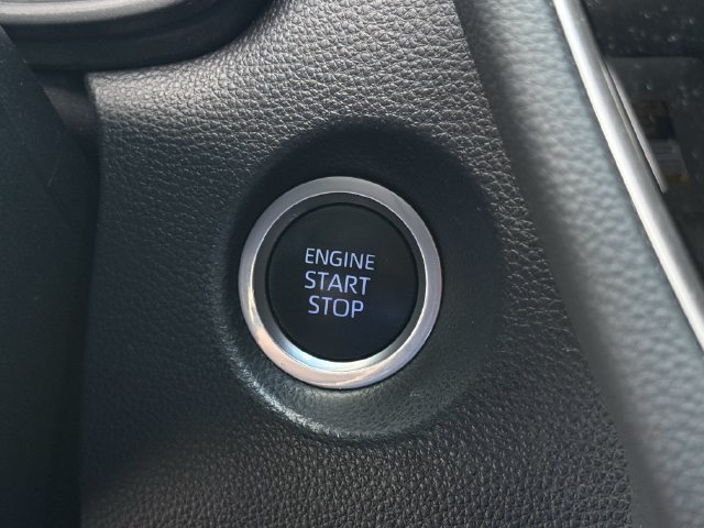 Used 2022 Toyota Corolla Cross LE FWD image 24