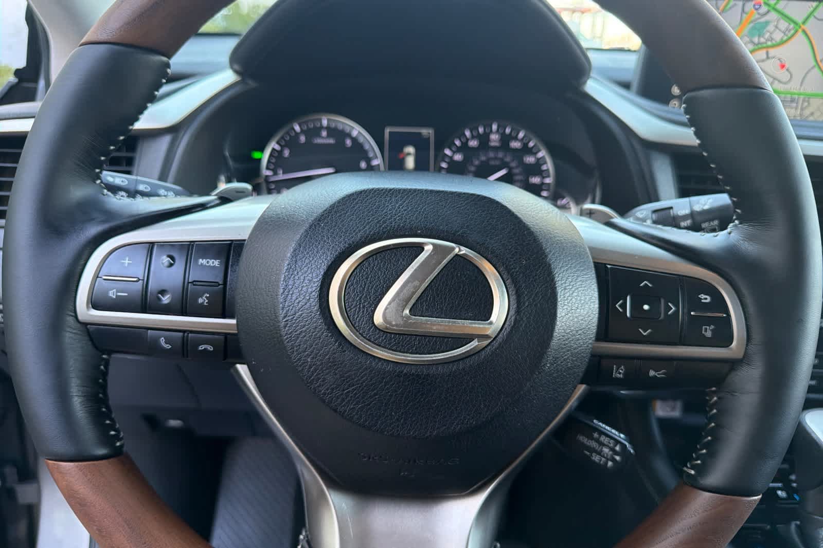 Used 2021 Lexus RX 350L Premium w/ Premium Package AWD/4WD image 27