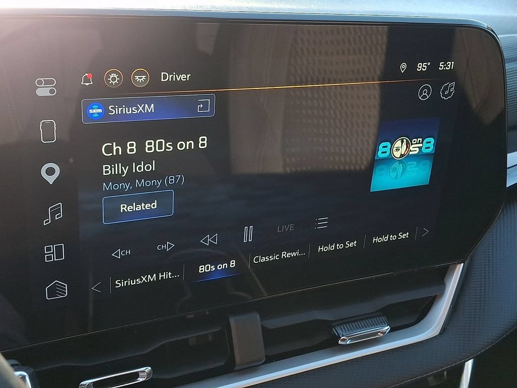 Used 2025 Chevrolet Equinox LT FWD image 17