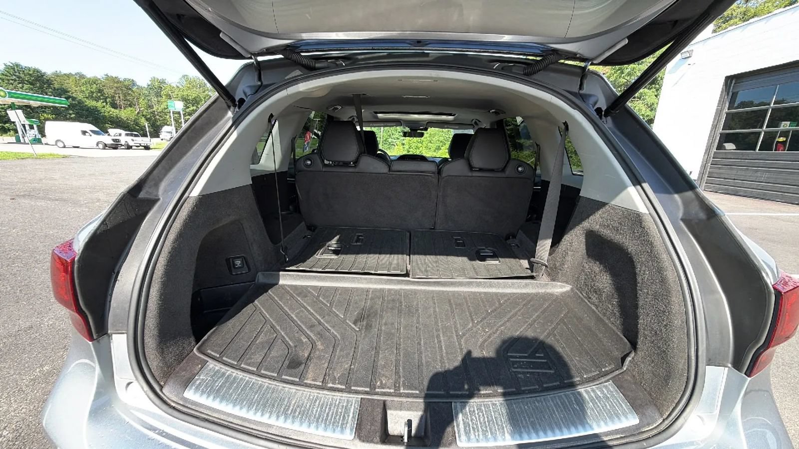 Used 2017 Acura MDX SH-AWD image 64