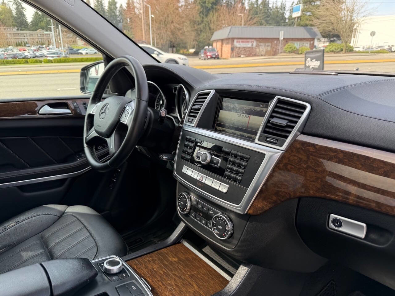 Used 2013 Mercedes-Benz GL 450 4MATIC w/ Premium 1 Pkg image 24