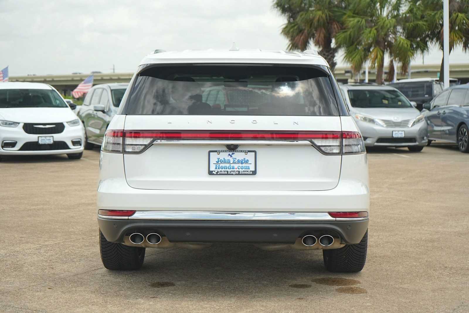 Used 2024 Lincoln Aviator Reserve w/ Equipment Group 201A RWD image 5