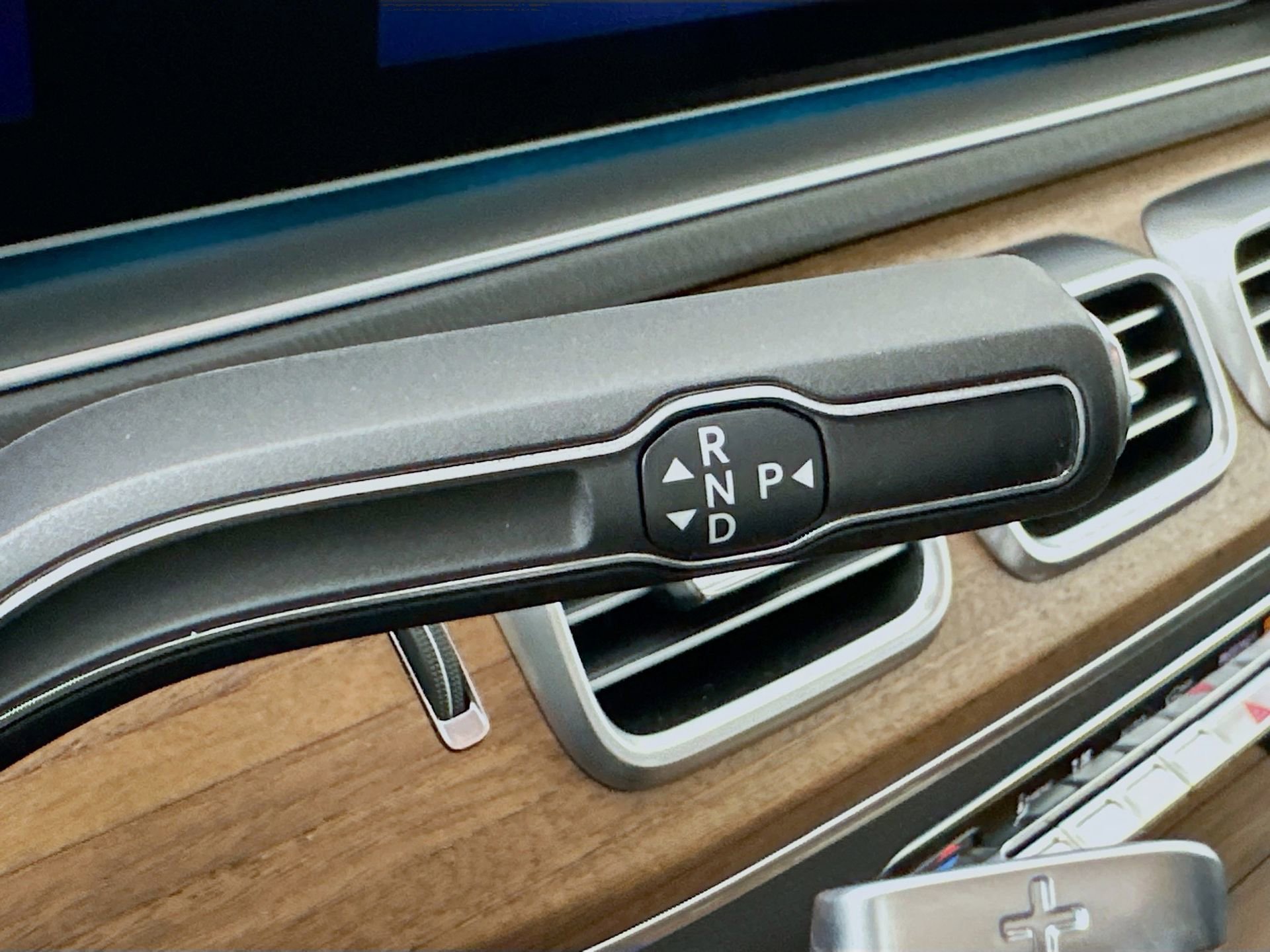 Certified 2025 Mercedes-Benz GLS 450 4MATIC image 18