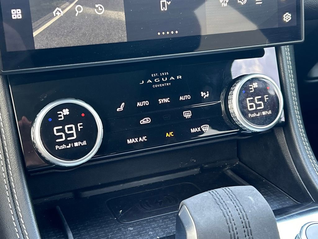 Used 2024 Jaguar F-PACE R-Dynamic S image 40