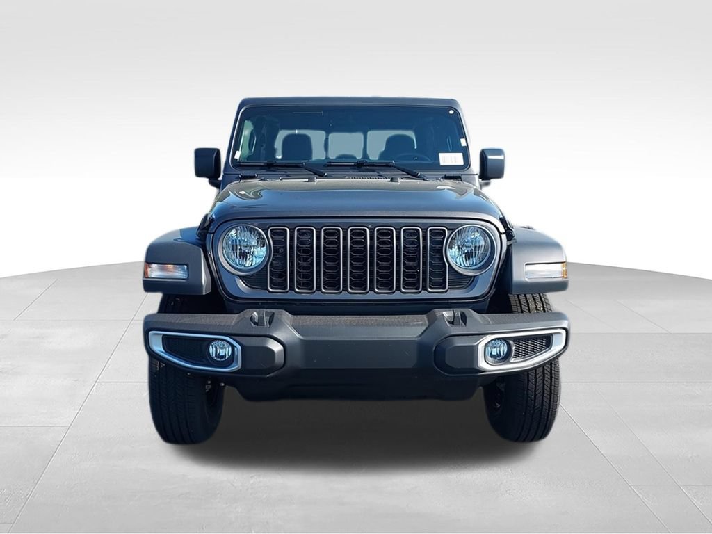 New 2026 Jeep Gladiator Sport AWD/4WD image 3